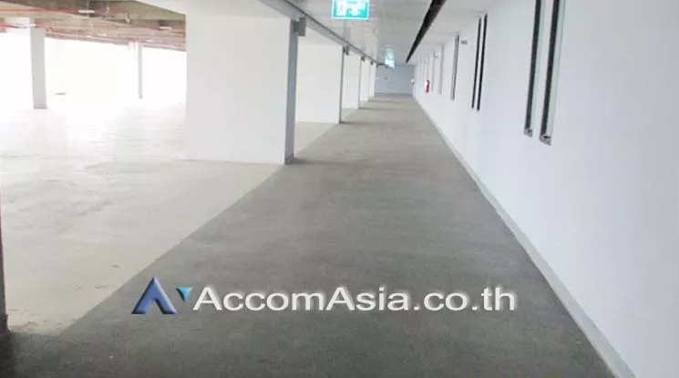  1  Office Space For Rent in Silom ,Bangkok MRT Hua Lamphong AA15621